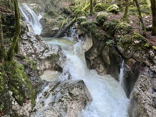 The Šunik water grove or waterfalls on the Lepenca stream (Bovec, Slovenia) - Der Sunik-Wasserhain oder Wasserfälle am Bach Lepenca (Bovec, Slowenien) - Šunikov vodni gaj v Lepeni (Bovec, Slovenija) © Mario