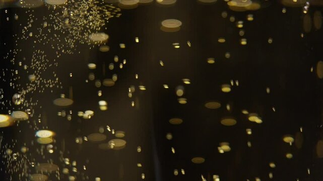 Golden bubbles on ginger ale