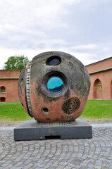 The lander of topographical satellite "Comet" in Peter and Paul fortress in St Petersburg, Russia © syntheticmessiah