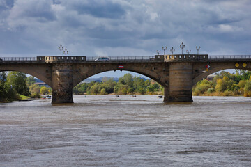 Brücke Pirna, Elbe in Sachsen, Blick vom Schiff, Elbdampfer der Sächsische Dampfschifffahrt bei...