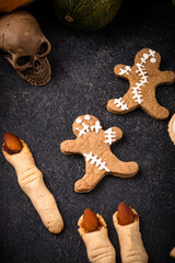 Halloween scary gingerbread cookies for party