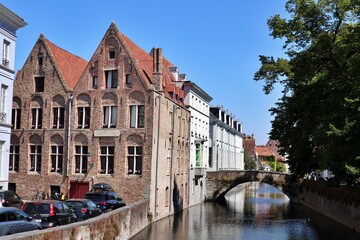 Naklejka premium Old town and canal in Bruges, Belgium