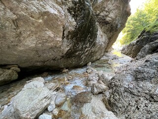 Mlinarica gorge or Mlinarica Canyon, Trenta (Triglav National Park, Slovenia) - Die Flussbetten von Mlinarica oder Tröge der Mlinarica, Trenta (Triglav-Nationalpark, Slowenien) - Korita Mlinarice