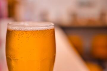 グラスに注いだビール