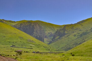 Naklejka premium Mount Arailer scenic view (Aragatsotn province, Armenia)