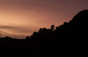 Coucher de soleil à Moorea en Polynésie
