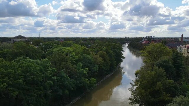 city ​​wroclaw architecture drone flyover river odra