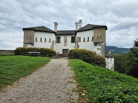Das Franziskischl&ouml;ssl ist ein ehemaliger Wehrbau auf dem Kapuzinerberg in der Stadt Salzburg.