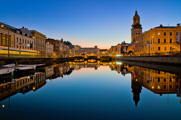 Nightshot with clear sky and reflections at Gothenburg Brunnsparken