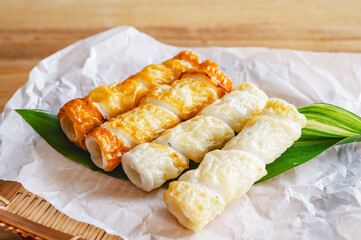 フグと炙り焼きちくわ