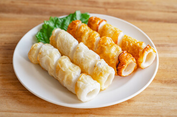 フグと炙り焼きちくわ