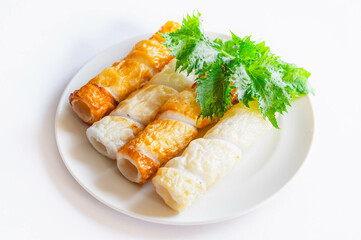 フグと炙り焼きちくわ