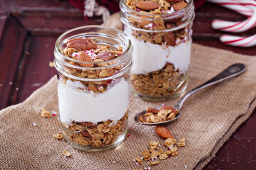 Gingerbread granola parfait with yogurt