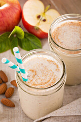 Apple Banana Cinnamon Smoothie