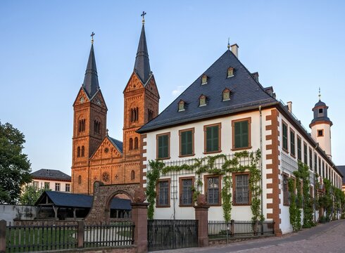 Neo-Romanesque Monastery Church, Basilica of St. Marcellinus and Peter at the Benedictine Monastery, Seligenstadt, Hesse, Germany, Europe
