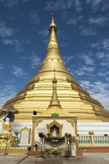 Naklejka premium Uzina Pagoda, U Zina Paya, Mawlamyine or Mawlamyain, Mon State, Burma, Myanmar, Asia