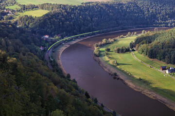 Blick auf der Elbe von der Festung K&ouml;nigsstein, Landkreis S&auml;chsische Schweiz-Osterzgebirge, Sachsen, Deutschland	