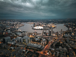 Obraz premium River Thames near Peninsula Square London Uk 
