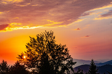 Obraz premium sunset in the Pieniny Polish mountains 