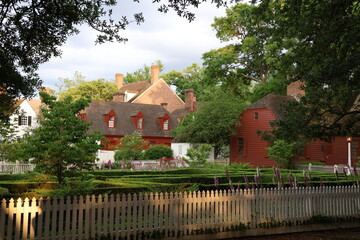 colonial house and garden