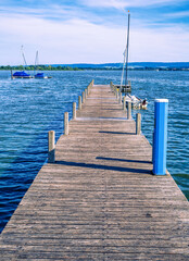Obraz premium Landing stage at the Altühlsee lake