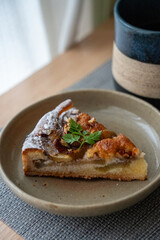 無花果とナッツのケーキ