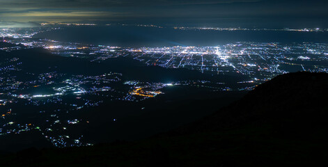 Fototapeta premium 伊吹山の山頂から望む琵琶湖