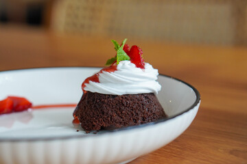 chocolate cake with strawberry