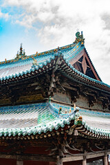 Shanxi Taiyuan Jin Ancestral Temple General Longzhu recent colorful sculpture, the entrance of the...