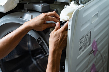 ドラム式洗濯乾燥機の分解洗浄