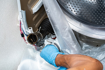 ドラム式洗濯乾燥機の分解洗浄