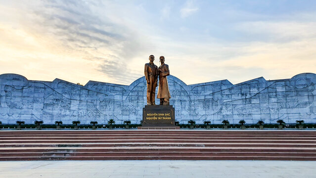 Binh Dinh, Vietnam - March 10, 2021 : Nguyen Sinh Sac And Nguyen Tat Thanh Monument In The Central Square Of Quy Nhon City.
