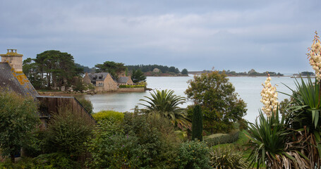 Magnifique paysage de Bretagne dans le Tr&eacute;gor - France