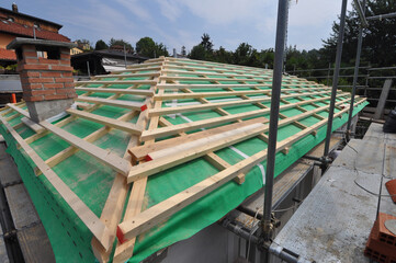 wooden roof structure