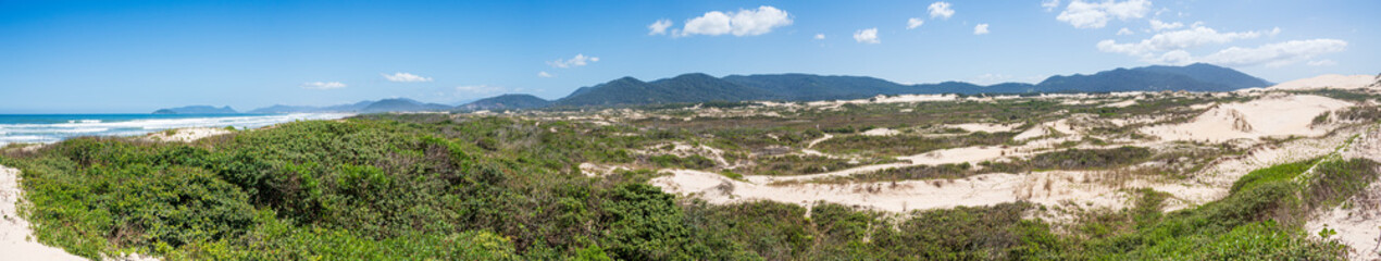 Obraz premium panorama das dunas da Praia da Joaquina Florianópolis Santa Catarina Brasil Florianopolis
