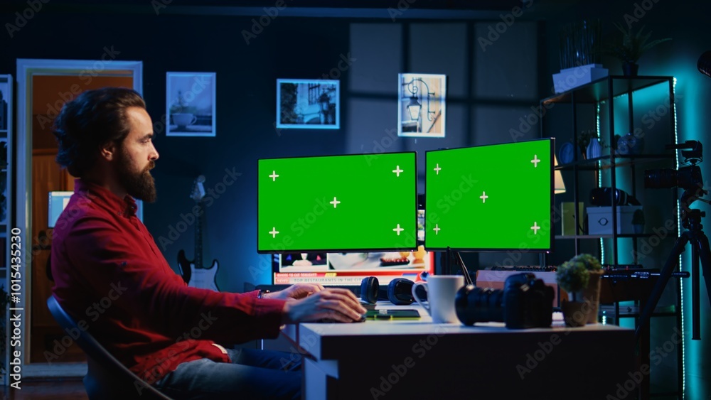 Aufkleber freelancer working on mockup multi monitors setup for digital portfolio showcasing edited images. ph