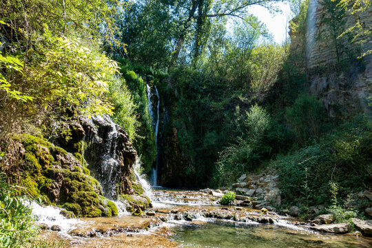 Cascada natural de Torm&oacute;n