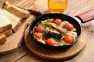 秋鮭のハニーマスタードアヒージョ