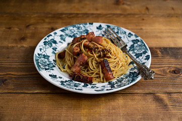 アヒージョオイルを使ったパスタ