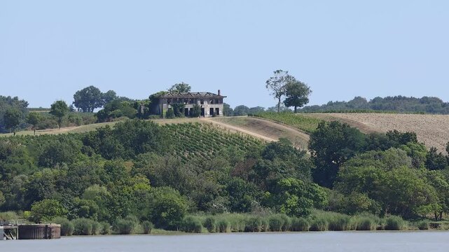 Scenic House on Blaye Hill