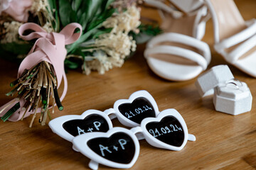 boda, traje, accesorios, reloj, botones, familia, recuerdos, chaleco, chaqueta, zapatos, ramillete,...