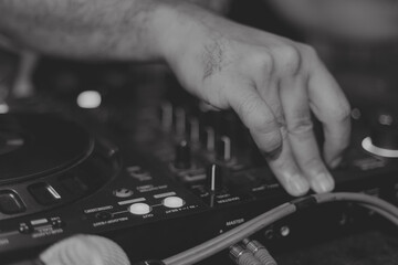 boda, traje, accesorios, reloj, botones, familia, recuerdos, chaleco, chaqueta, zapatos, ramillete, prendido, corbata, gemelos, novio, novia, marido, mujer, ramo, collar, pendientes, gafas, tacones, p