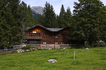 Obraz premium Alp in Gaistal at Leutasch, Tyrol, Austria, Europe 