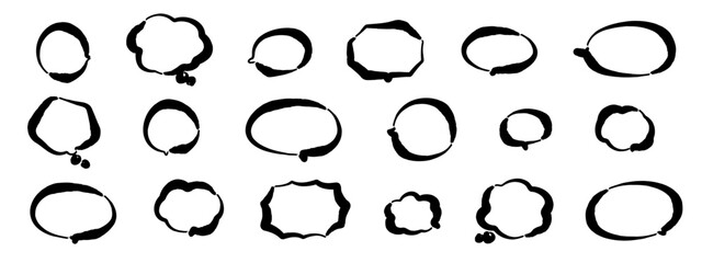 Fototapeta premium 筆で書いた手書きの吹き出しベクターイラストセット