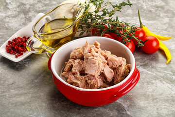 Canned tuna fillet for salad