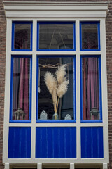 Dekoriertes Fenster in der Altstadt