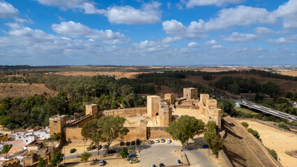 Obraz premium Vista aérea del castillo de Alcalá de Guadaíra