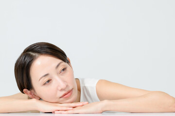 Fototapeta premium リラックスする女性 ビューティー 美容