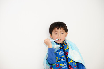 歯磨きする子供