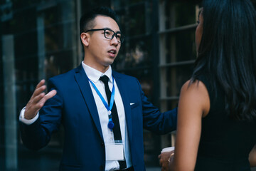 Communicating business colleagues on street